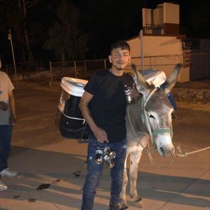 Meet your Posher, Froylan